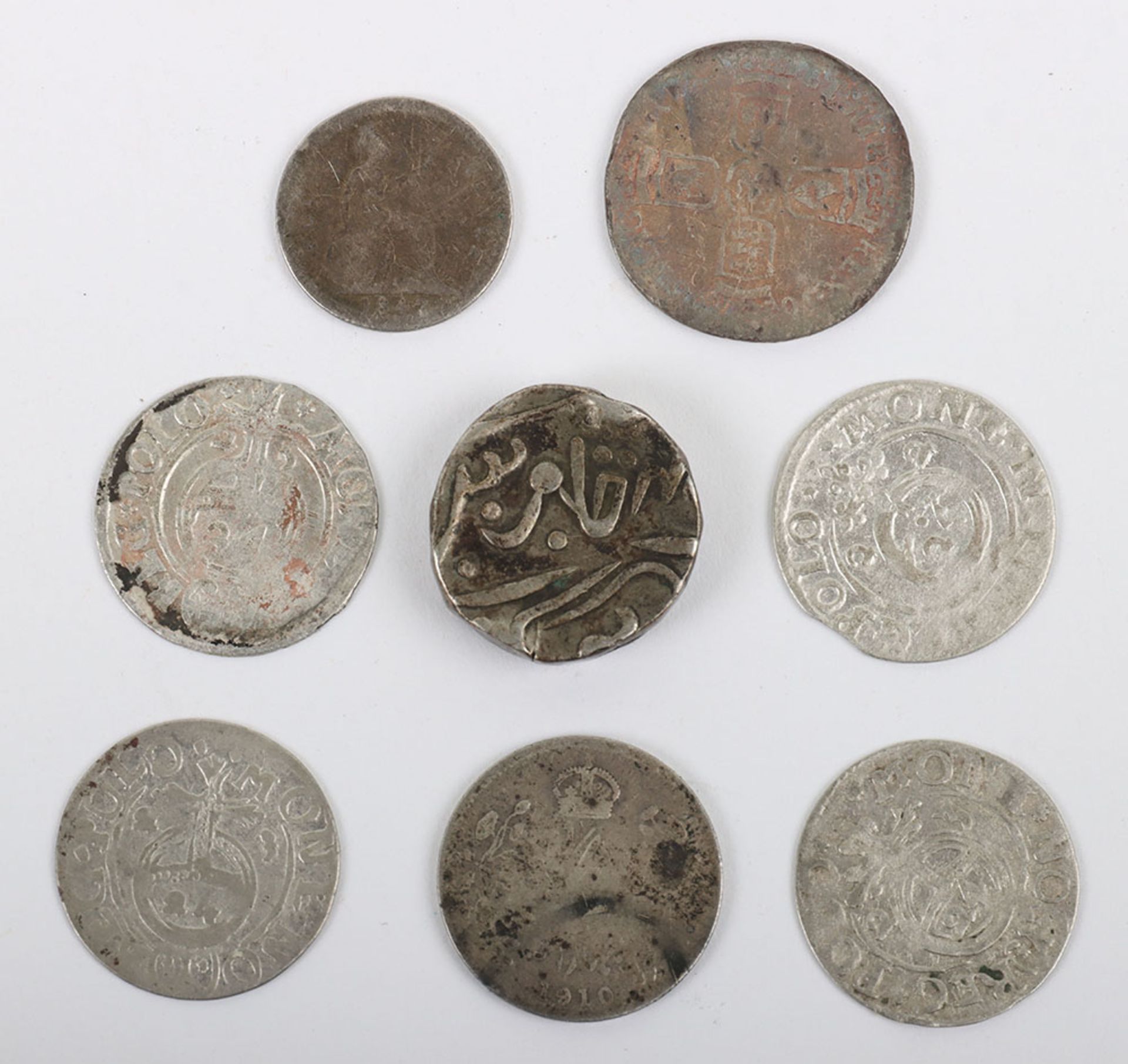 William III sixpence 1696, with four Polish Sigismund III 1 Kruzierz - Image 2 of 2