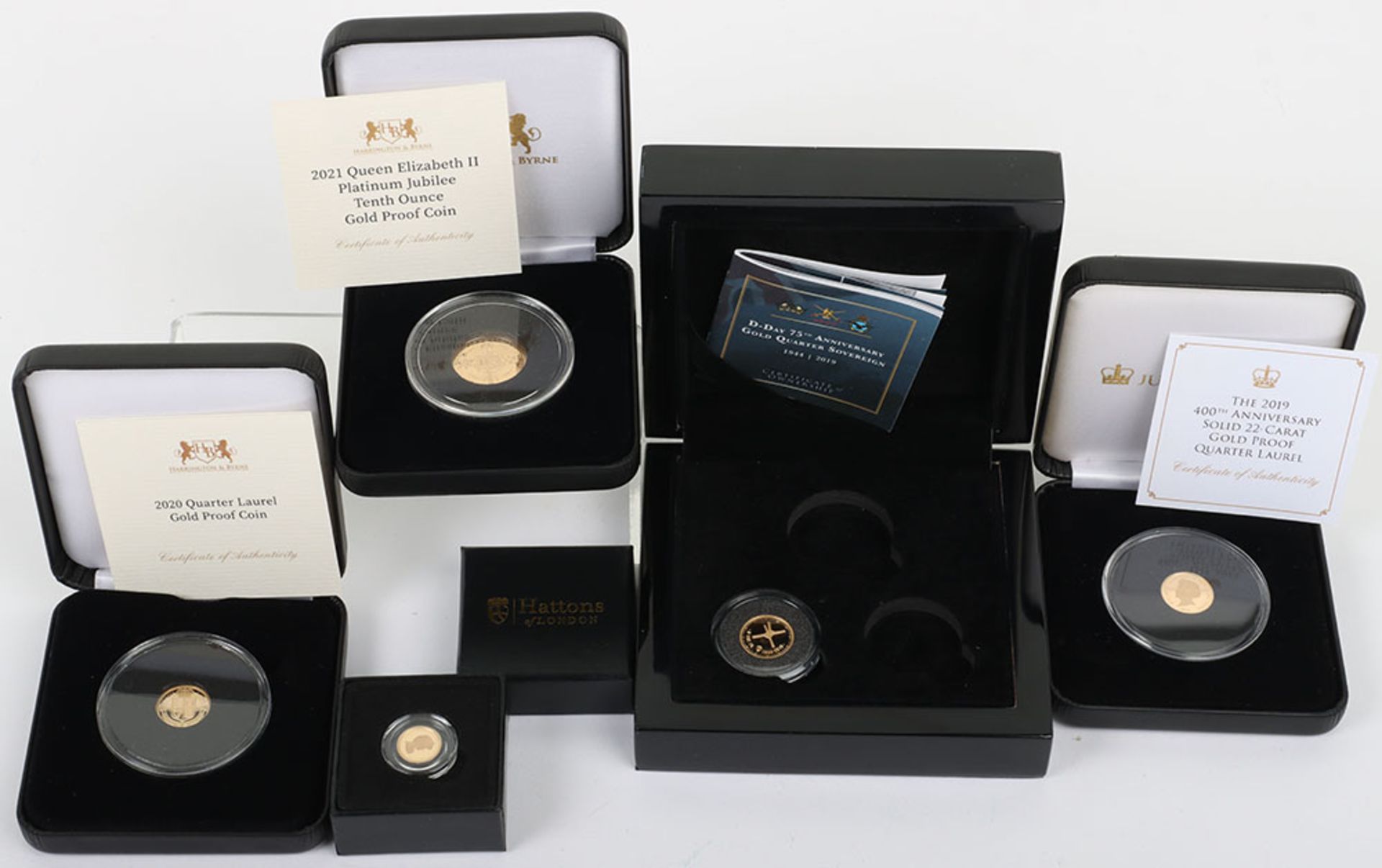 Five commemorative 22ct gold coins, including Tristan da Cunha