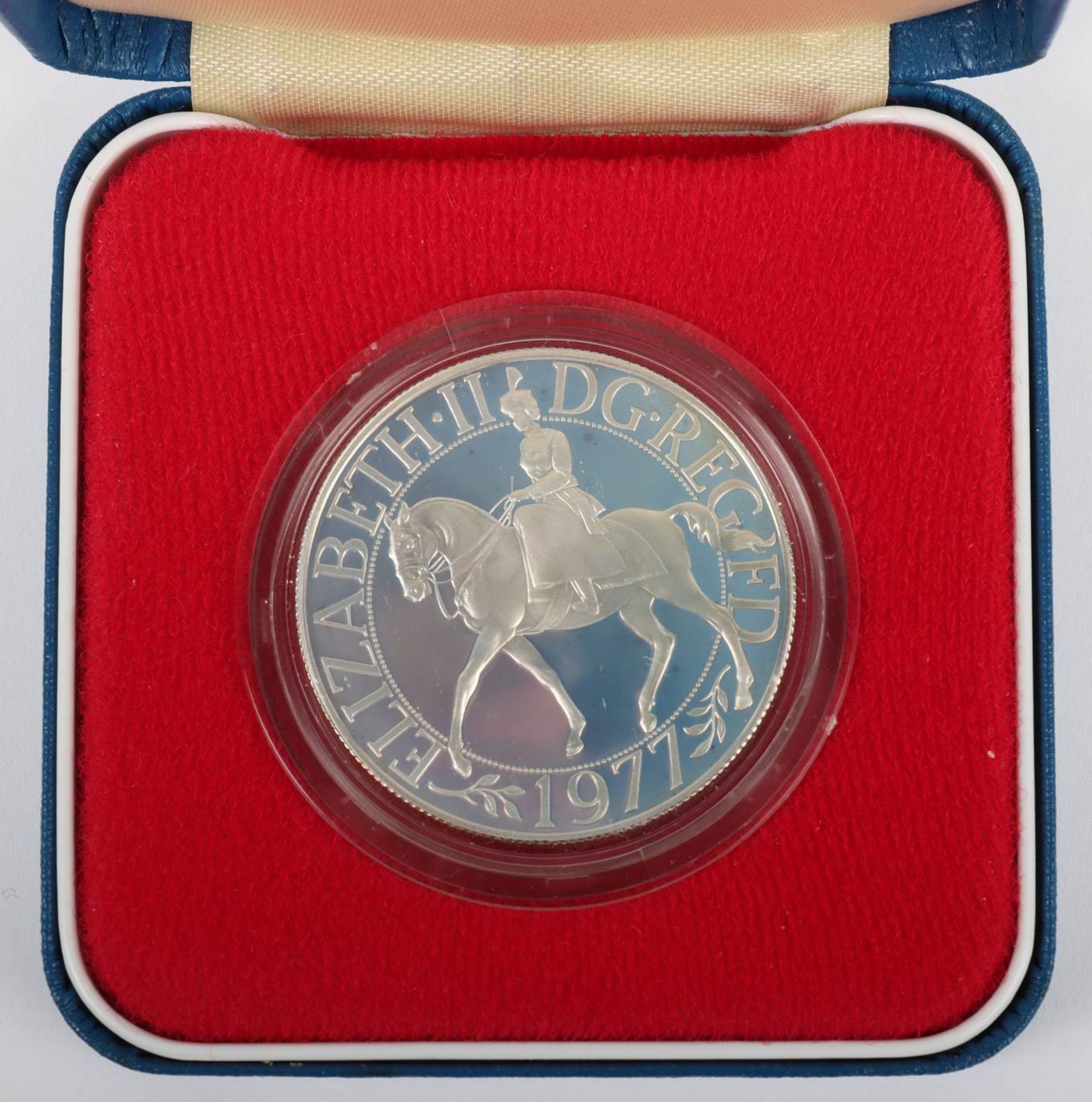 A 1977 silver proof crown - Image 3 of 4