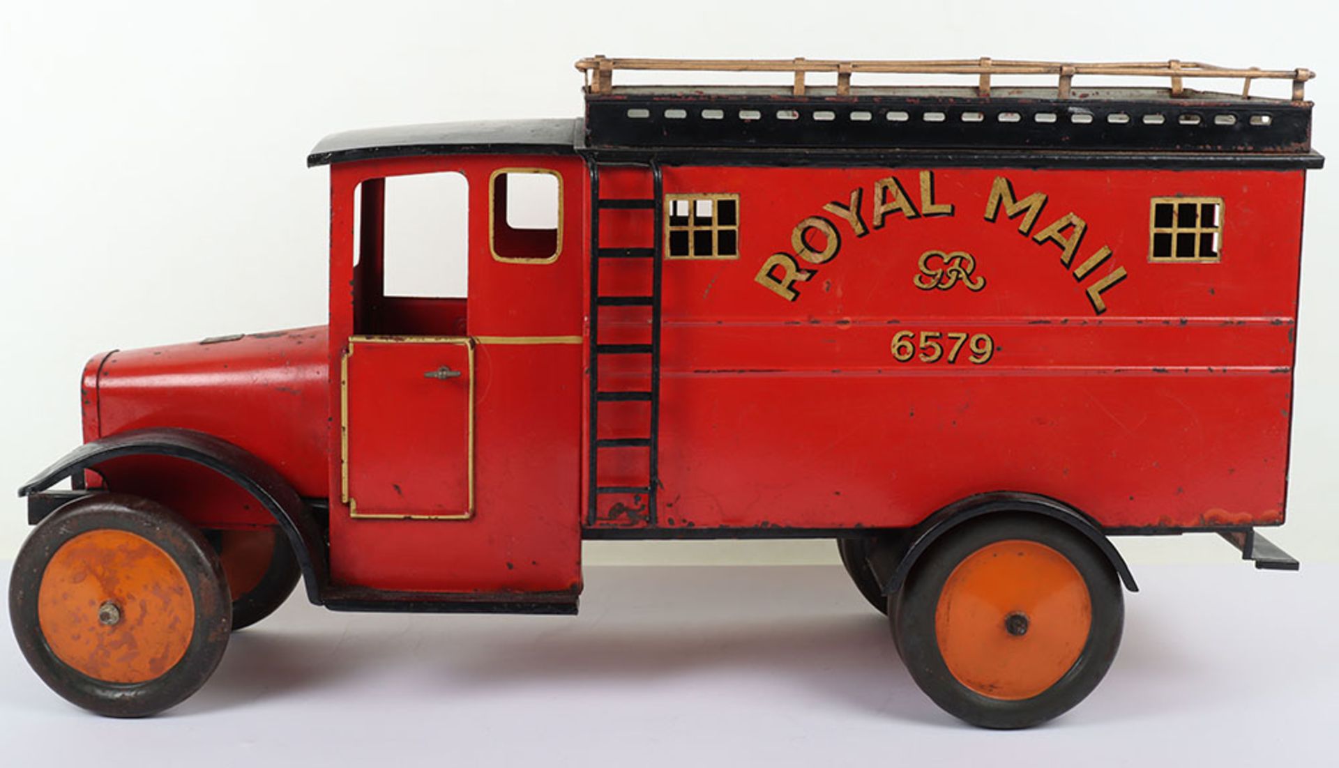 Large and rare Bing pressed steel GR Royal Mail van 6579, German early 1920s - Image 3 of 8
