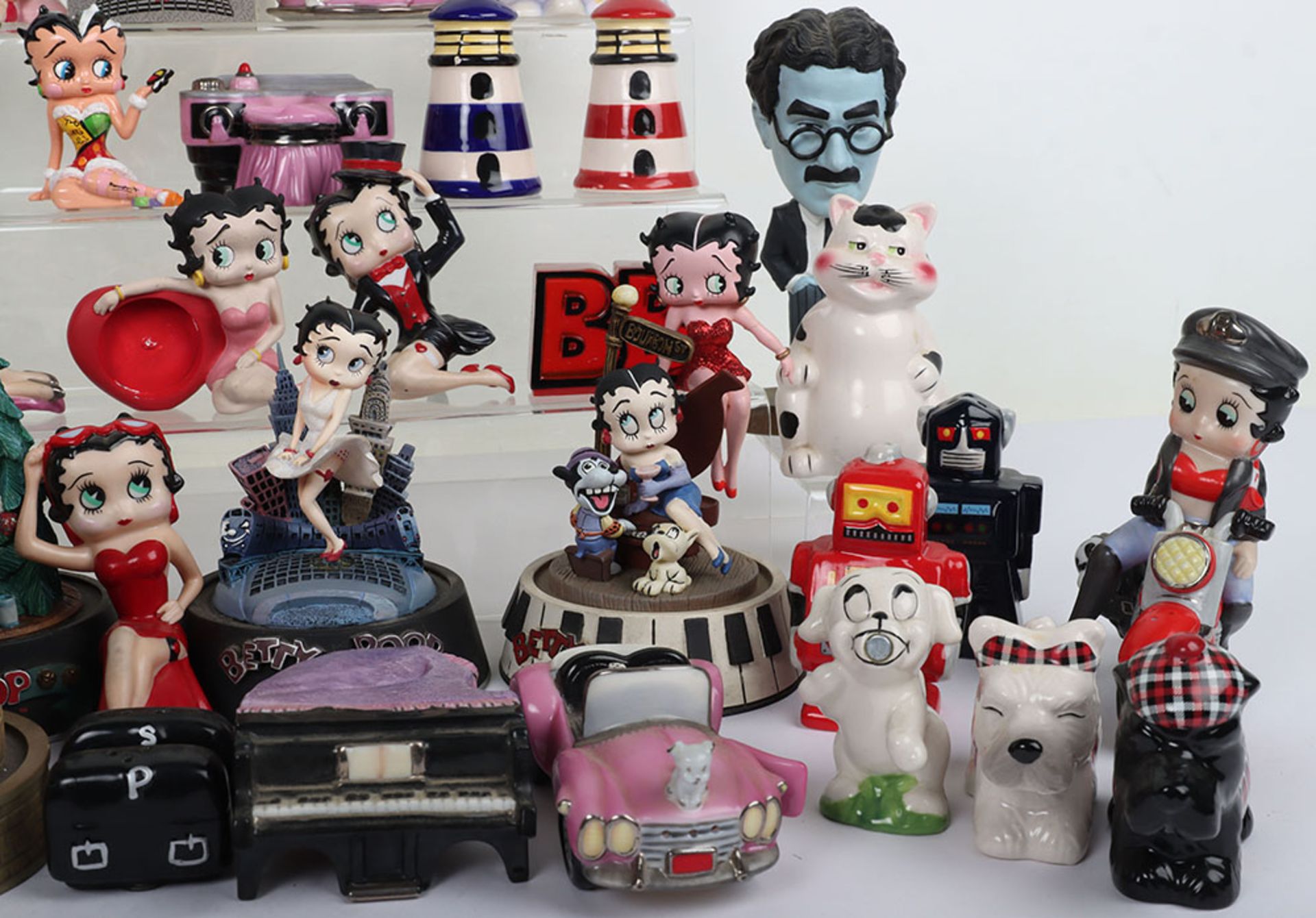 A Quantity of Betty Boop Figures - Image 3 of 4