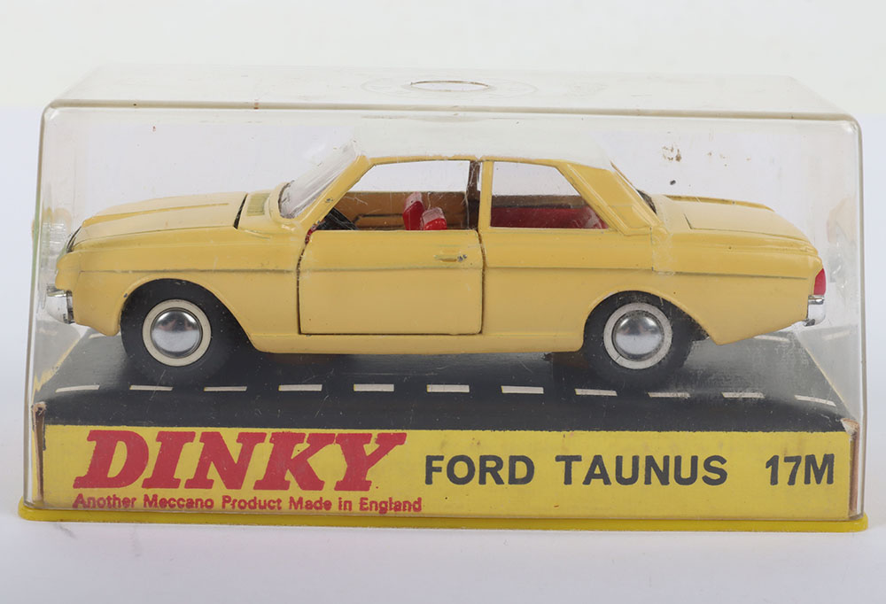 Dinky Toys 154 Ford Taunus 17M