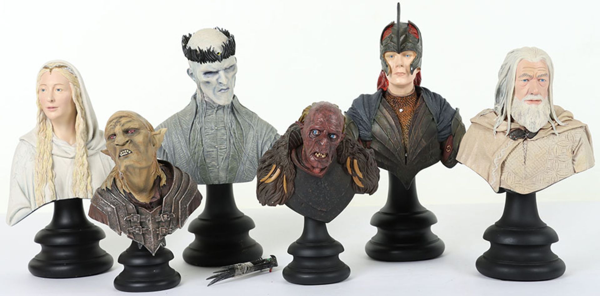 Sideshow Weta Lord of The Rings Collectable Busts - Image 2 of 10