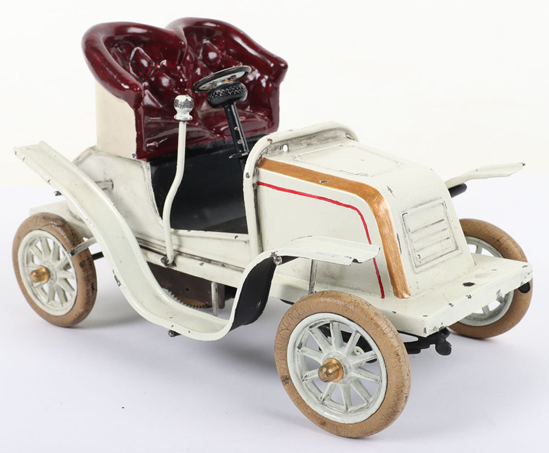 A good Bing tinplate clockwork ‘De Dion’ two seater runabout, German 1904 - Image 4 of 7