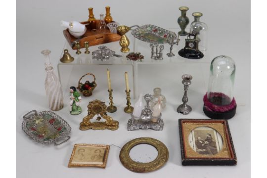 A small collection of dolls house miniatures,