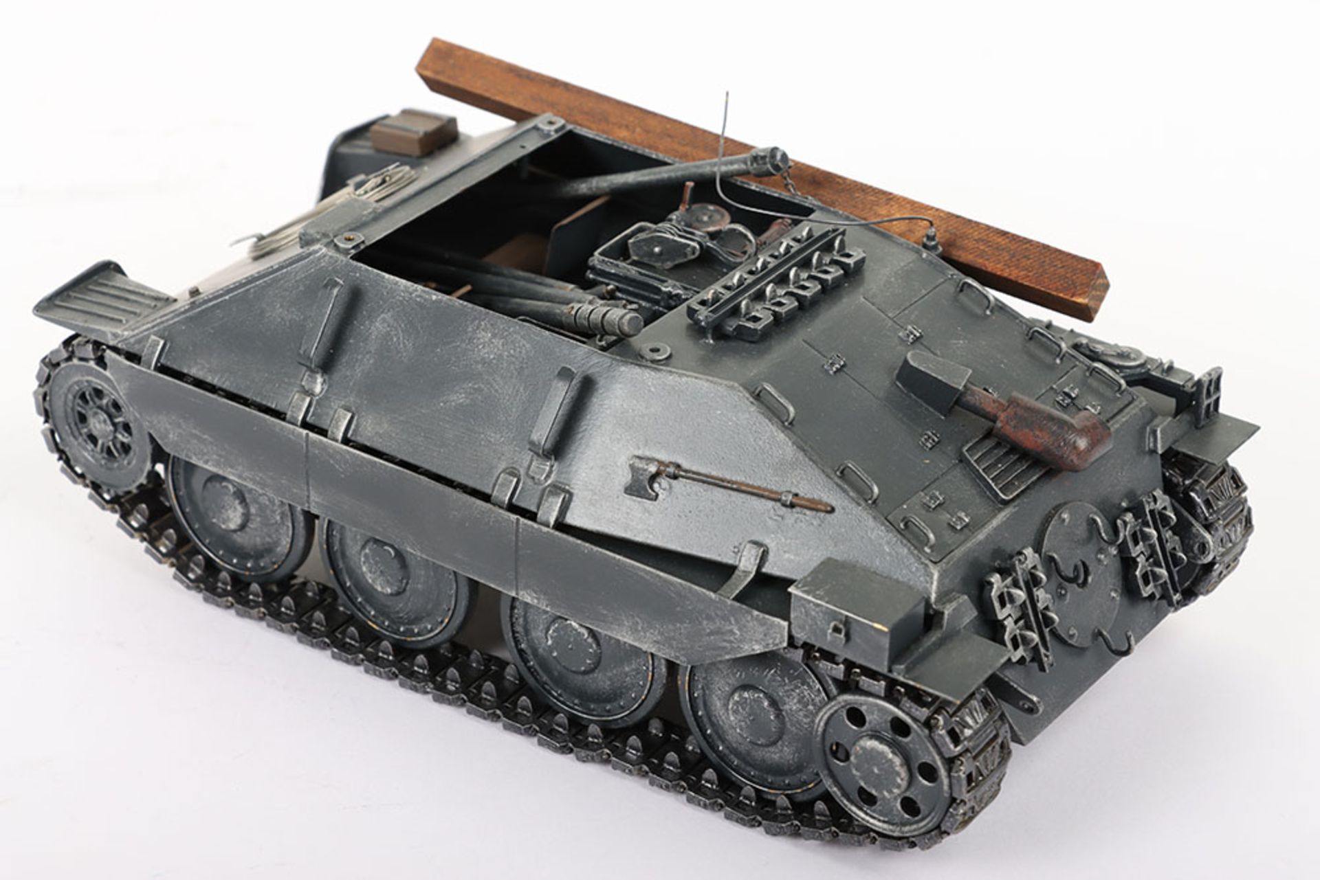Modern Metal Model of a WW2 German Armoured Vehicle - Image 7 of 10