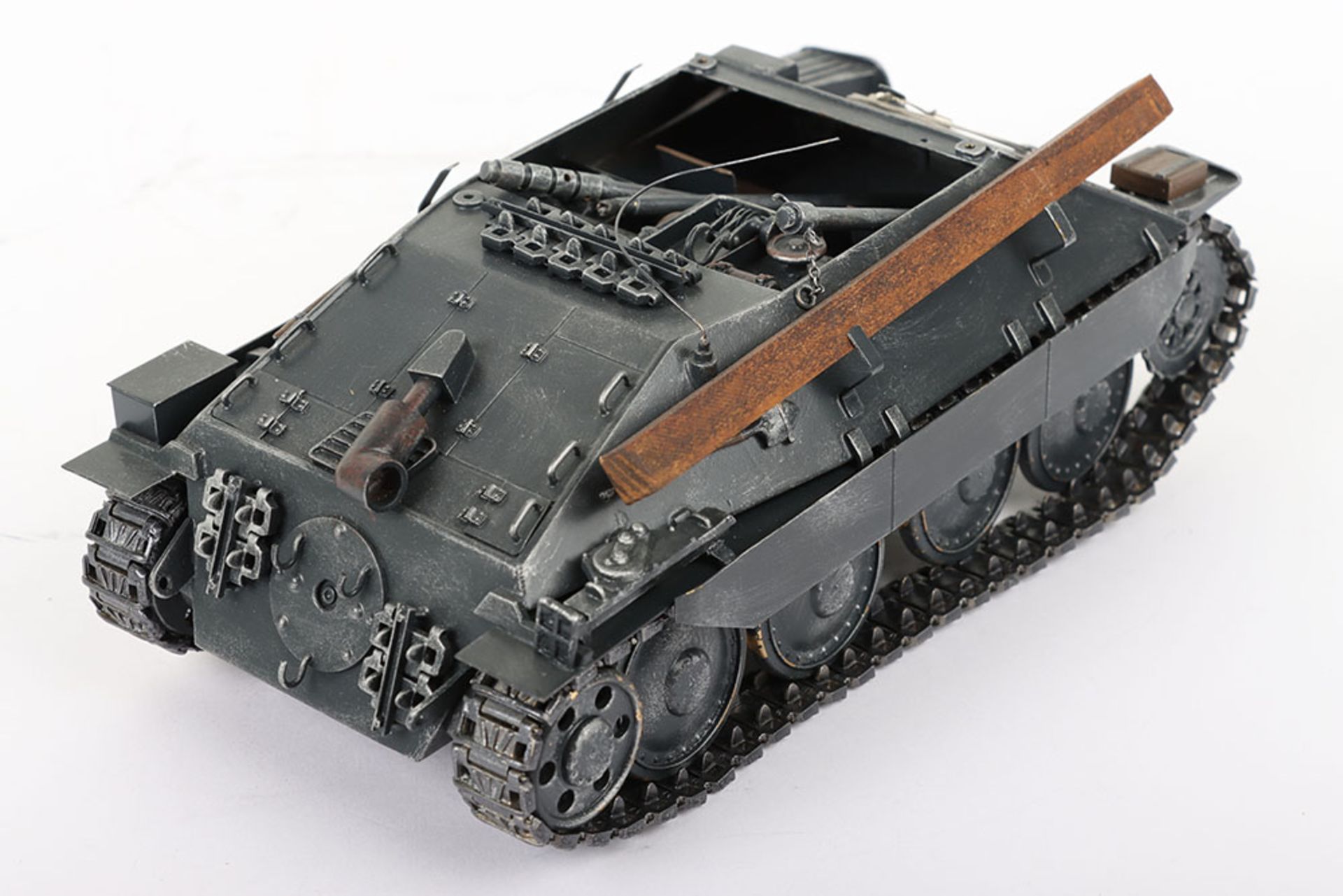 Modern Metal Model of a WW2 German Armoured Vehicle - Image 6 of 10