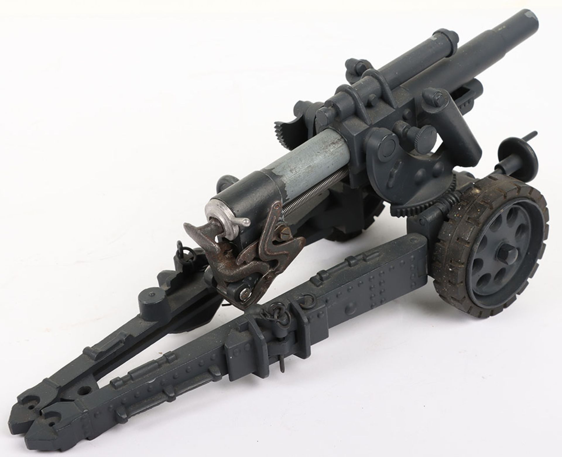 Modern Made Model of a WW2 German Artillery Field Gun - Image 6 of 9