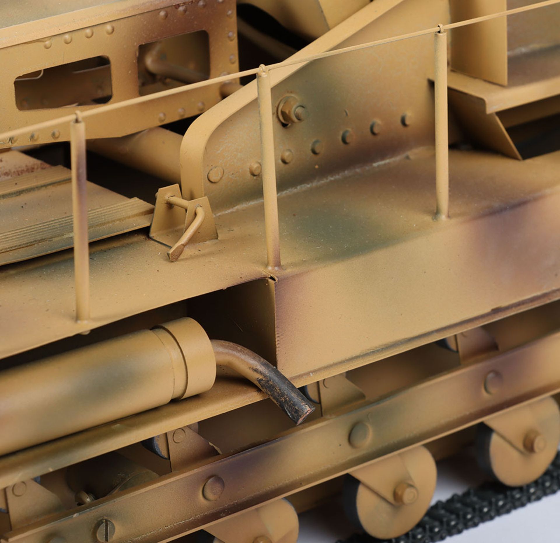 Impressive and Large Modern Made Model of the German Karl Gerät Giant Mobile Howitzer ‘Baldur’ - Image 9 of 10