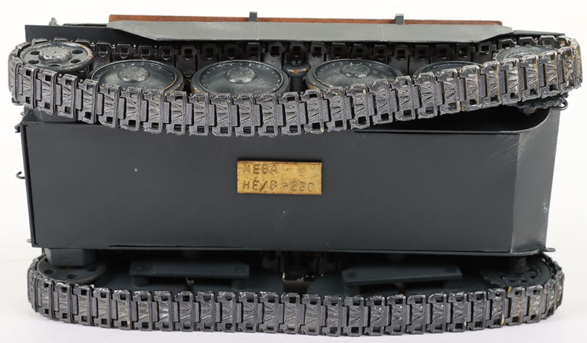 Modern Metal Model of a WW2 German Armoured Vehicle - Image 9 of 10