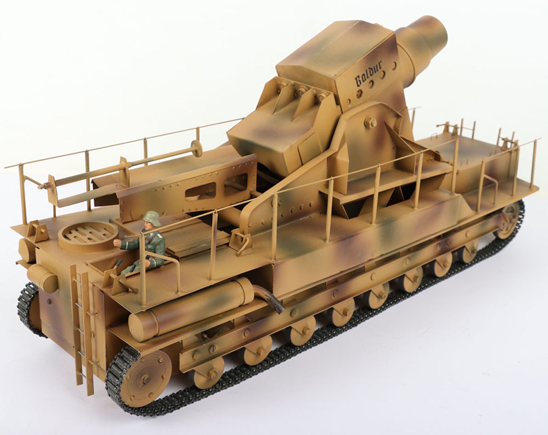 Impressive and Large Modern Made Model of the German Karl Gerät Giant Mobile Howitzer ‘Baldur’ - Image 7 of 10