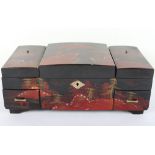 A Japanese lacquered jewellery box