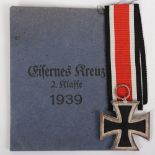 WW2 German 1939 Iron Cross 2nd Class by Deschler & Sohn with Original Paper Packet of Issue