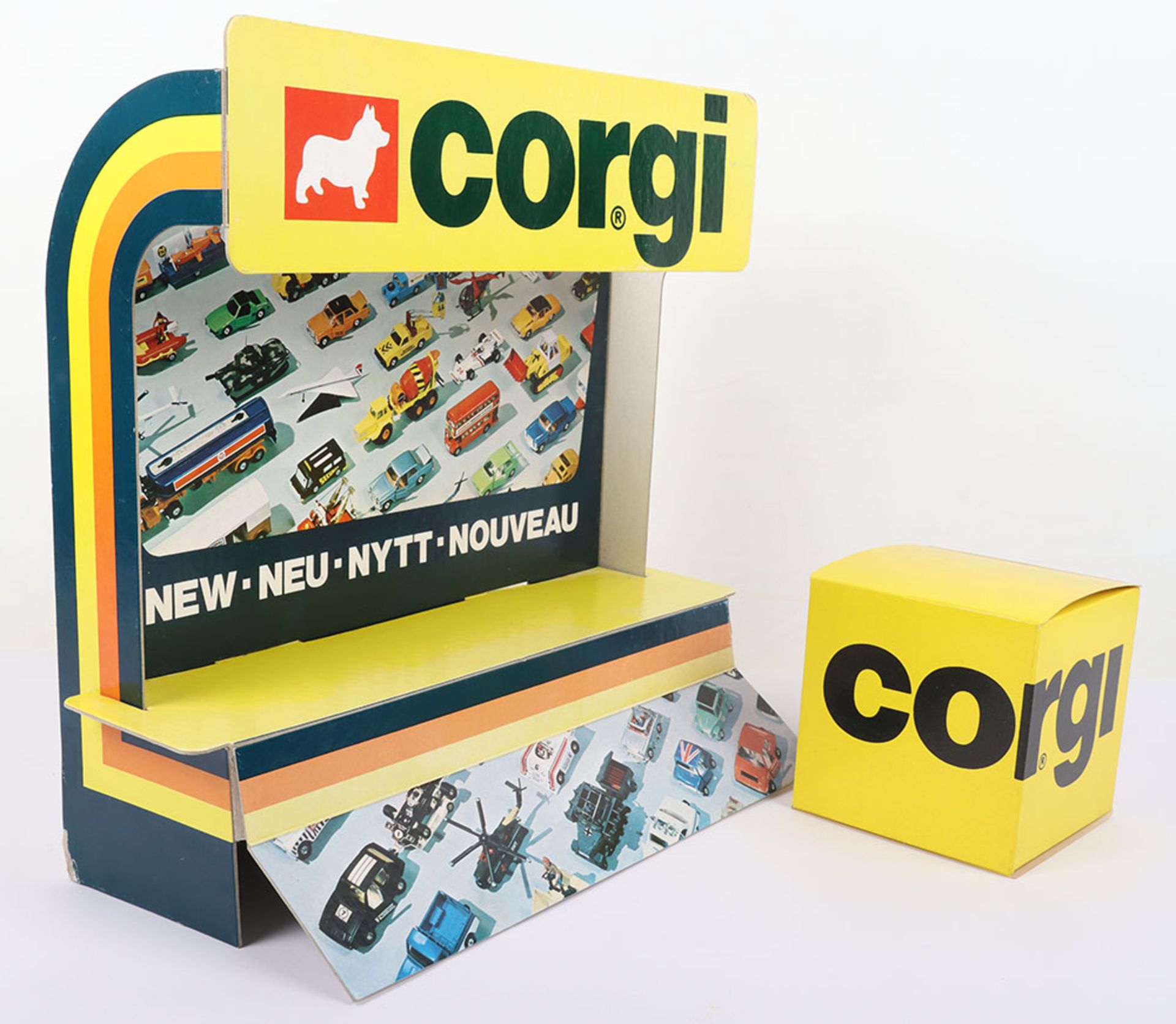 Corgi C2029 Shop Display Card Stand - Image 2 of 3