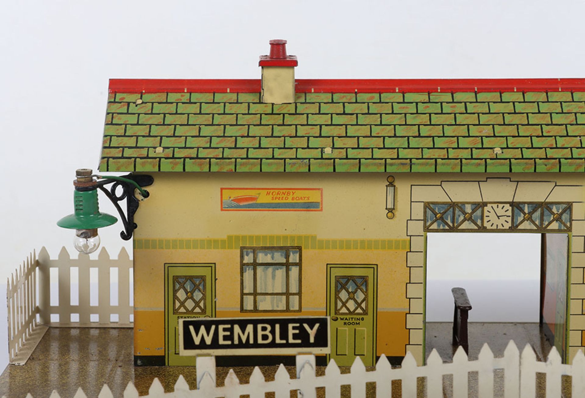 Hornby Series 0 gauge boxed No.4E Wembley station - Bild 4 aus 9