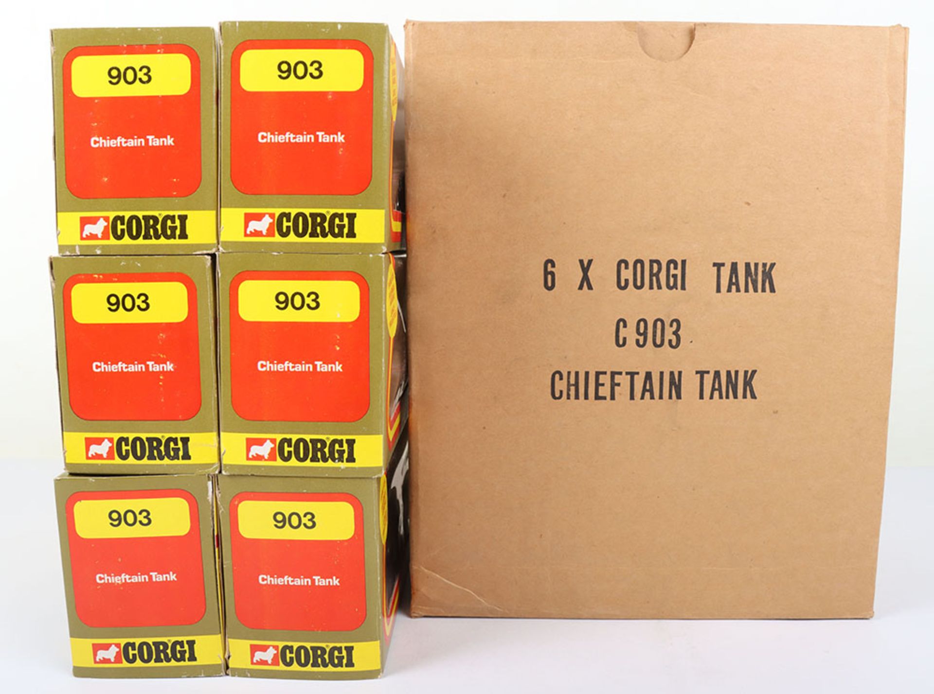 Corgi C903 Trade Pack of six Chieftain Tanks - Bild 2 aus 4