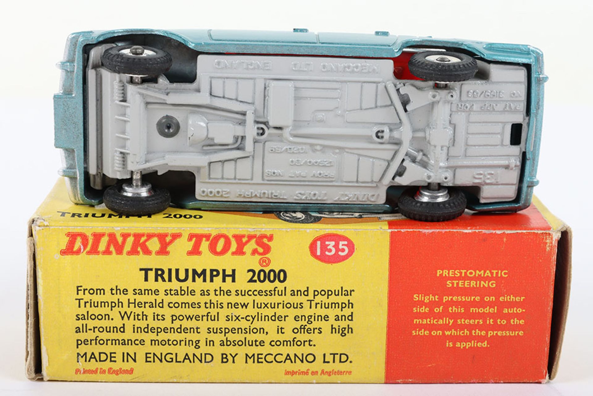 Dinky Toys 135 Triumph 2000 - Image 3 of 3