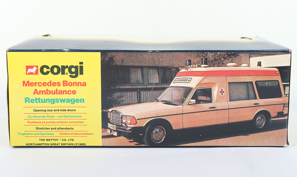 Corgi 406 Mercedes Bonna Ambulance - Image 3 of 6