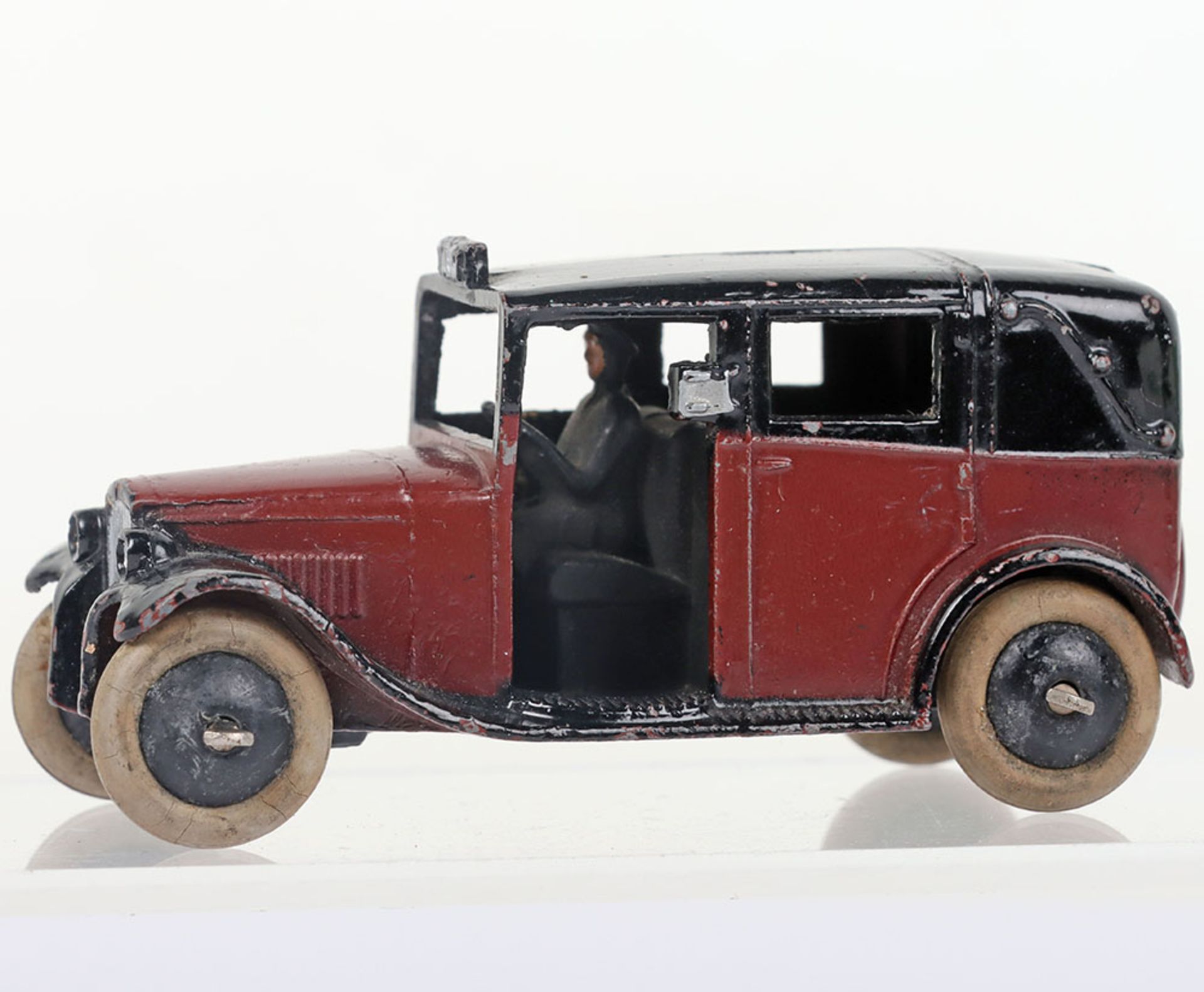 Pre War Dinky Toys 36g Taxi with Driver - Image 4 of 4