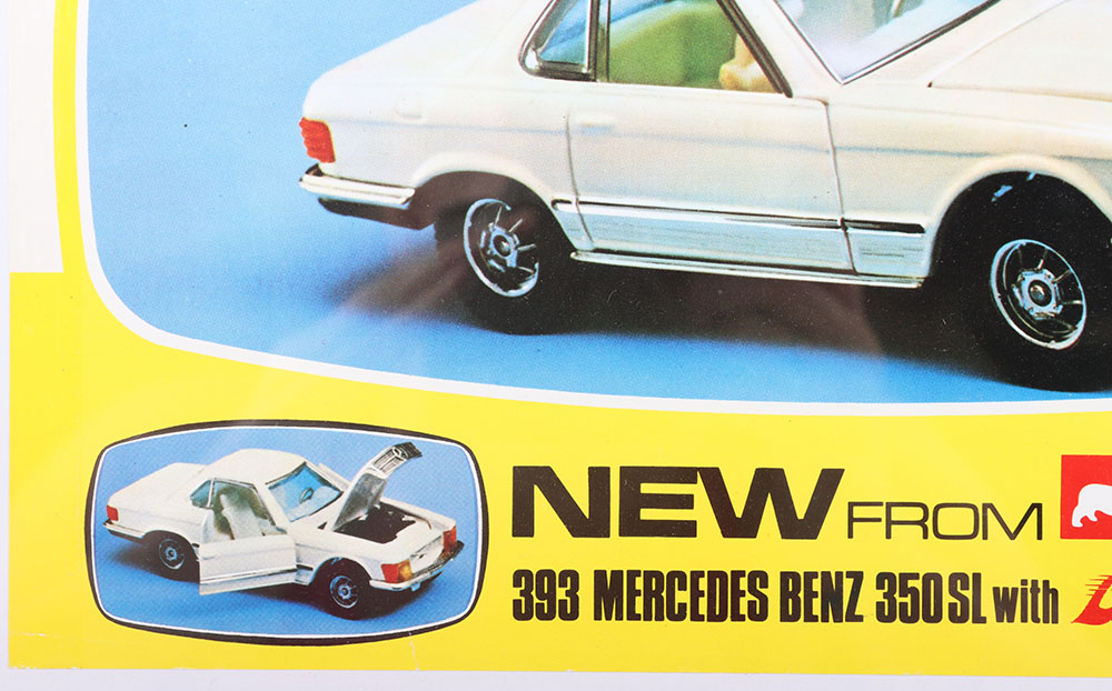Original New from Corgi Toys 393 Mercedes Benz 350SL with Whizzwheels, Shop window poster - Image 5 of 5