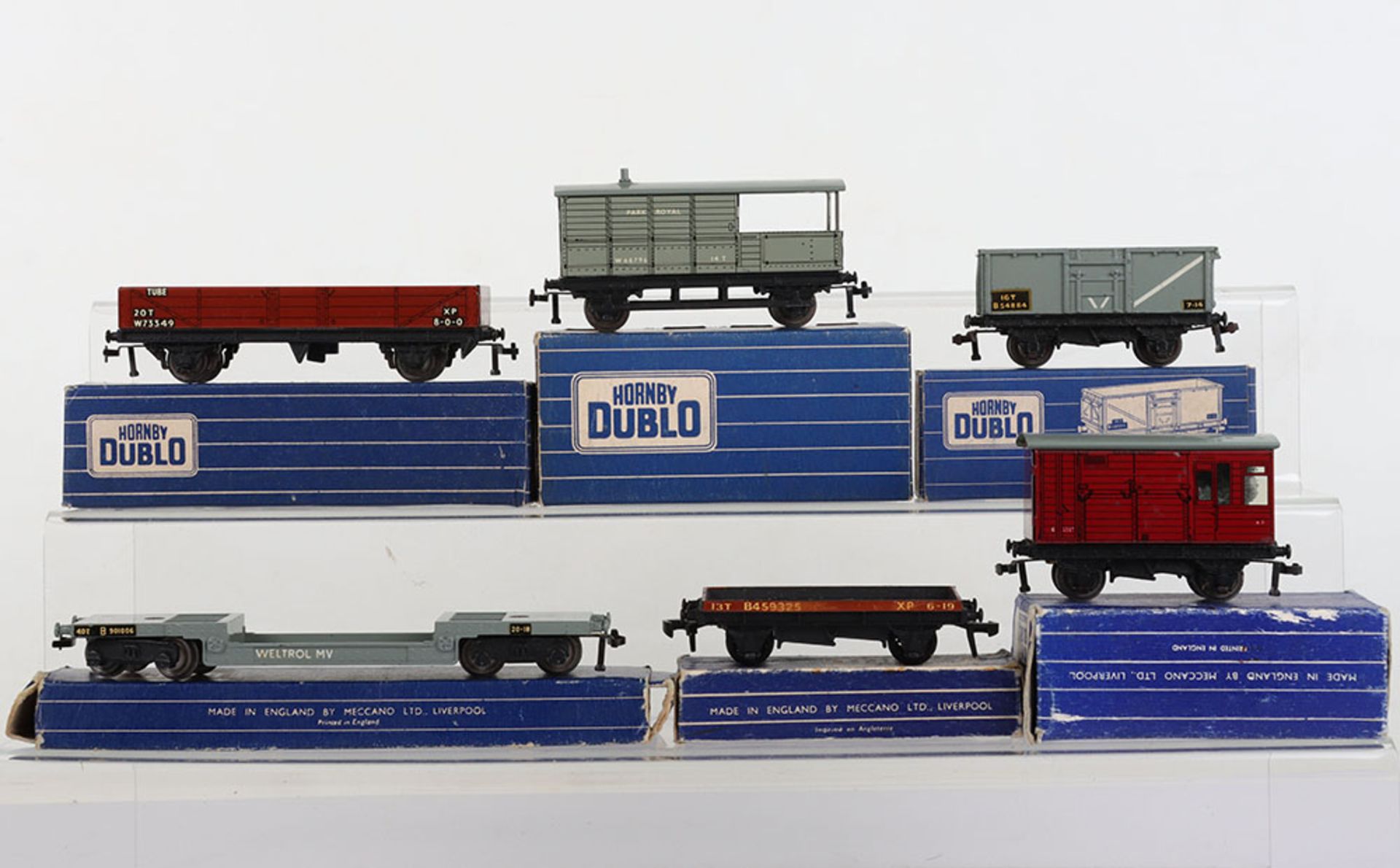 Collection of Hornby Dublo boxed tinplate and diecast rolling stock - Bild 2 aus 2