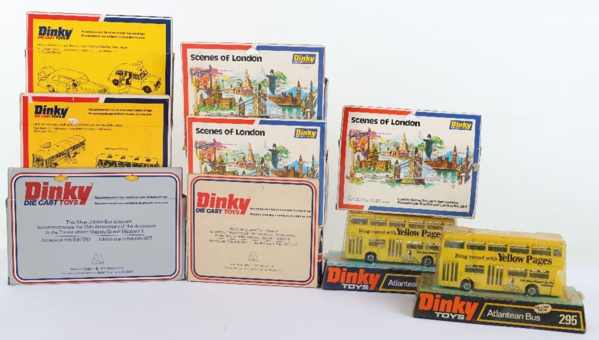 Eight Boxed Dinky Toys Buses - Bild 2 aus 2