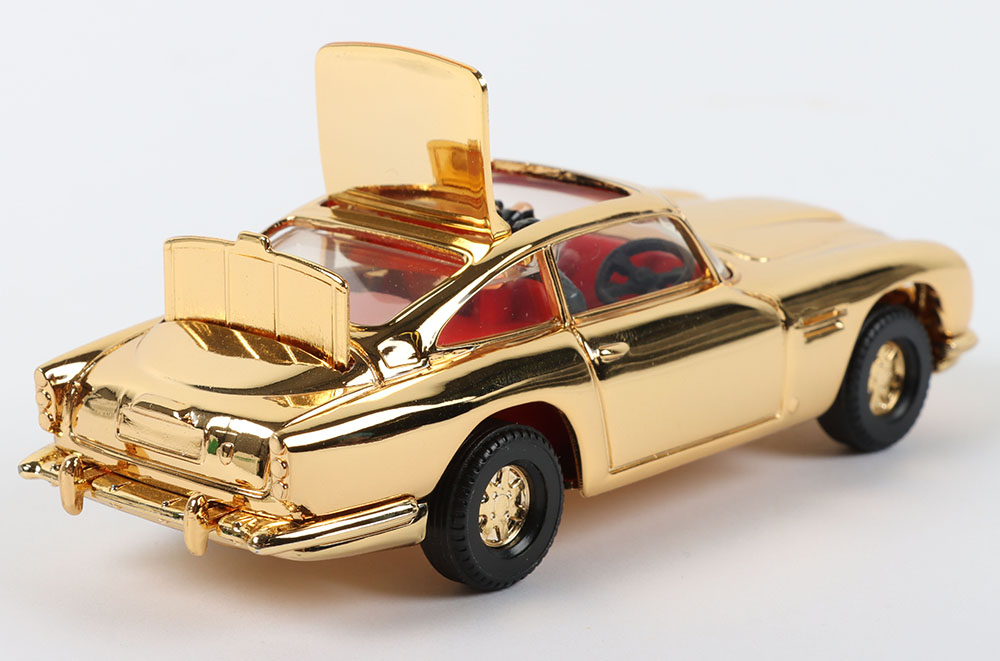 Corgi James Bond Aston Martin DB5, gold plated - Image 3 of 5