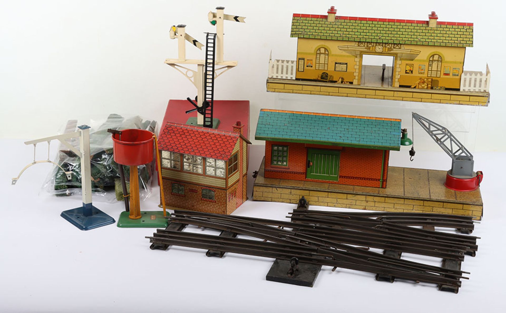 Hornby 0 gauge track side buildings and accessories - Bild 2 aus 2