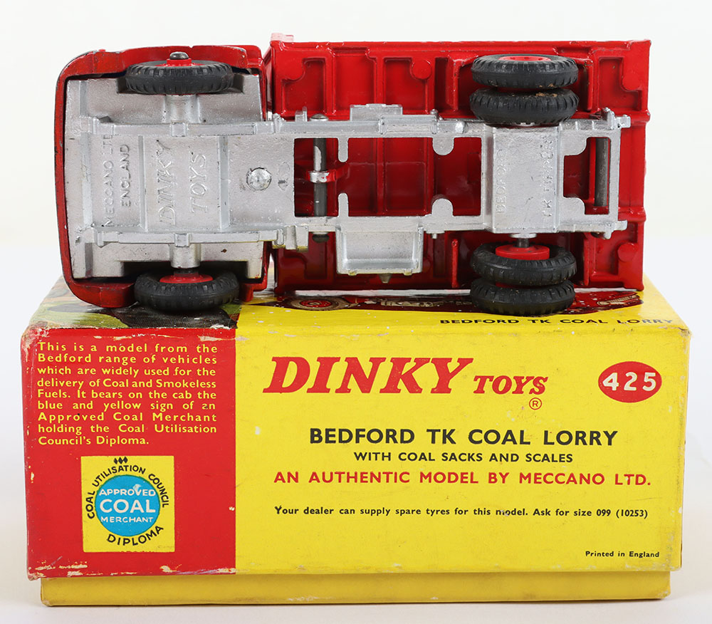 Dinky Toys 425 Bedford TK Coal Lorry "Hall & Co” - Image 3 of 3