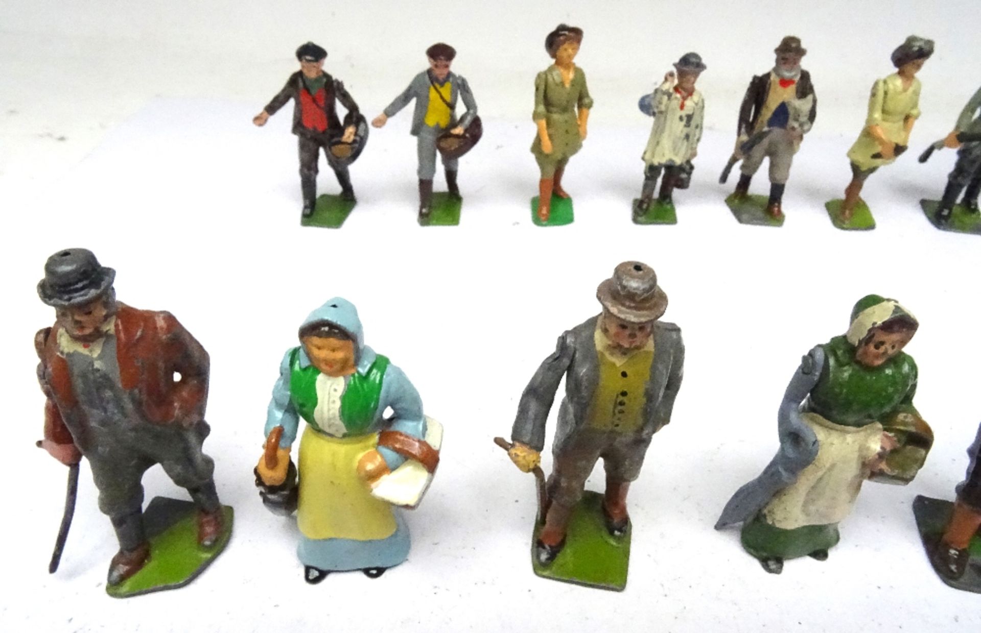 Britains Farm People - Image 6 of 8