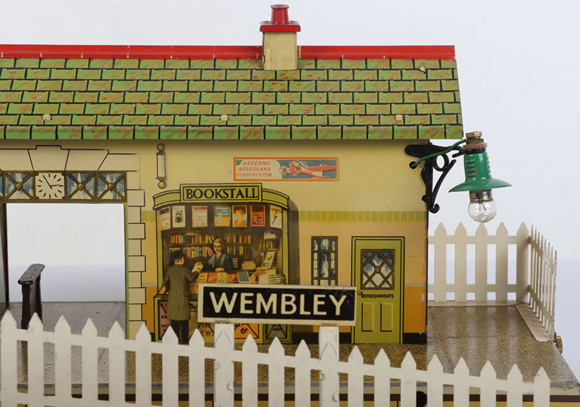 Hornby Series 0 gauge boxed No.4E Wembley station - Bild 5 aus 9