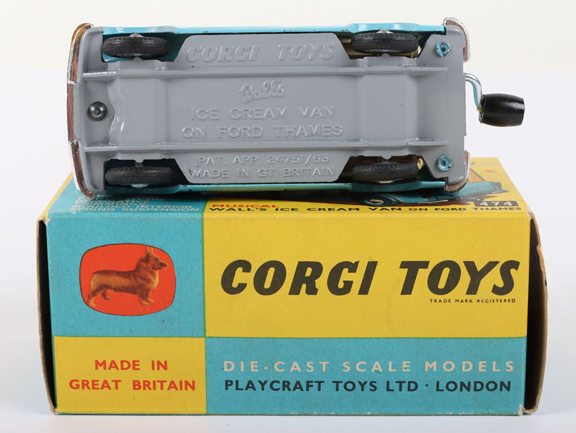 Corgi Toys Corgi Toys 474 Musical Walls Ice Cream Van on Ford Thames - Bild 6 aus 7