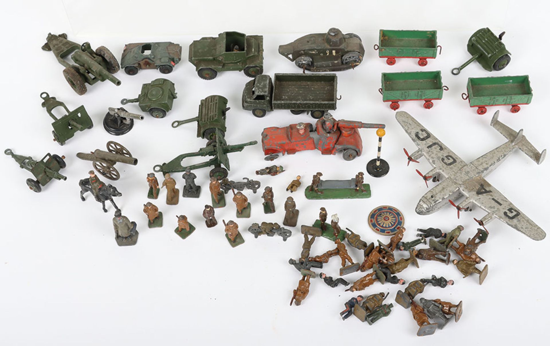 Collection of Dinky and other playworn Military vehicles - Image 4 of 4