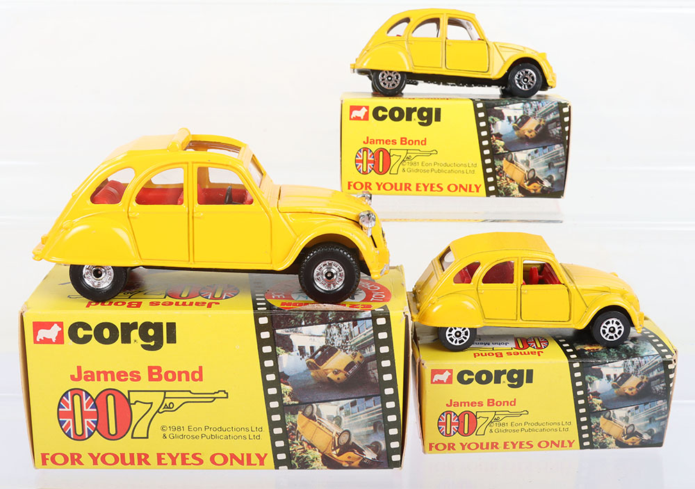 Original Corgi Toys James Bond Roger Moore Citroen 2CV Shop Display Card - Image 3 of 4