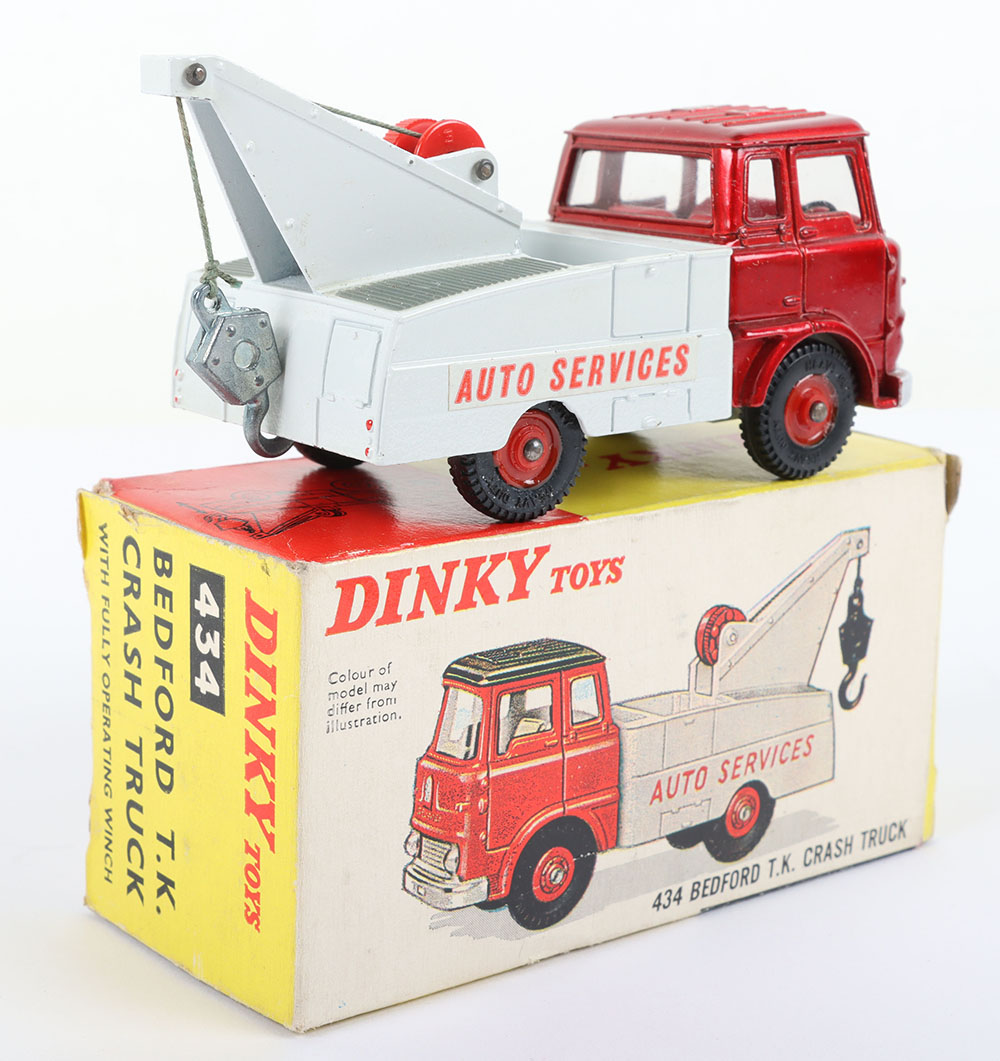 Dinky Toys 434 Bedford T.K Crash Truck - Image 2 of 3