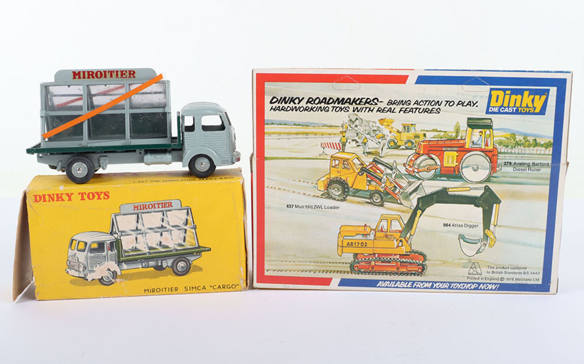 Two Boxed Dinky Toys Models - Image 2 of 2