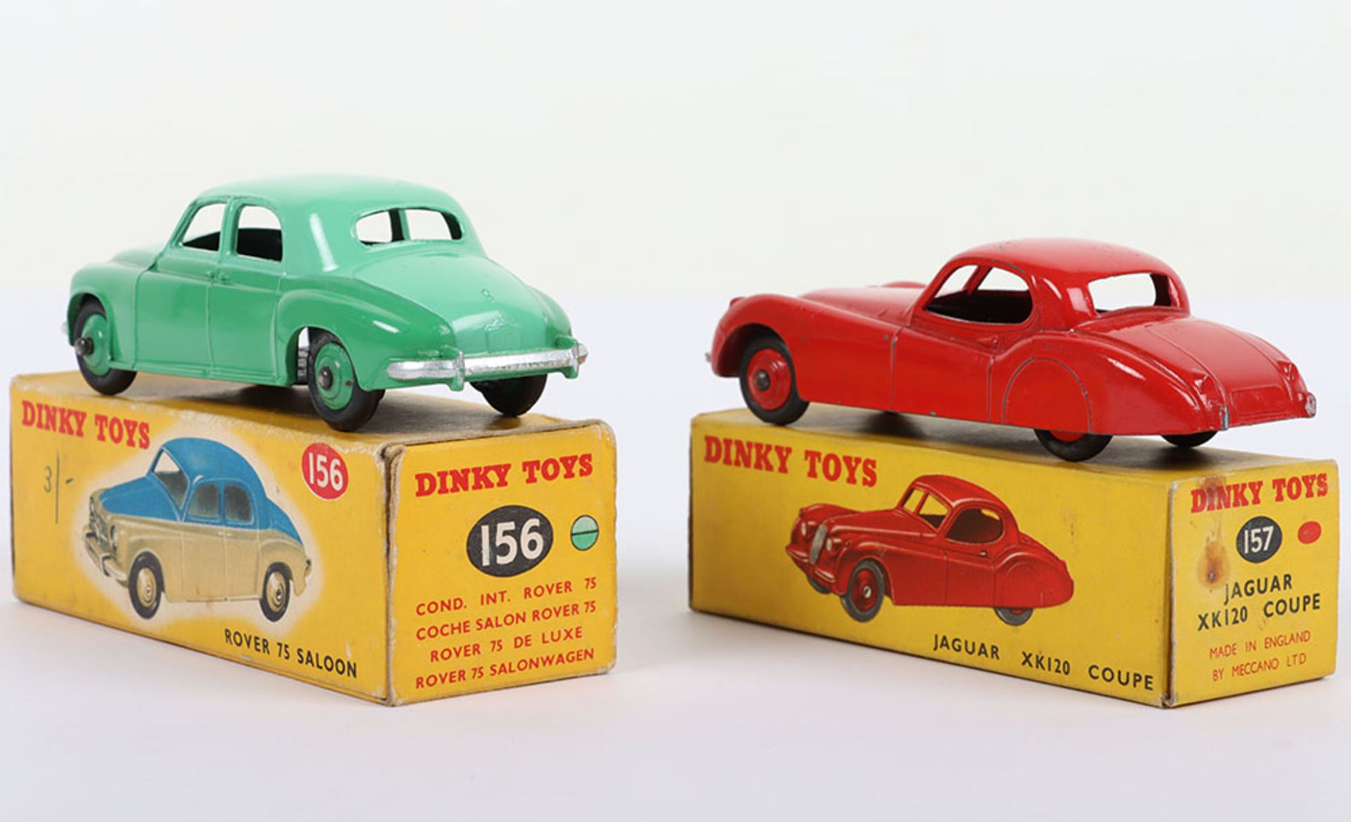 Two Dinky Toys boxed Cars - Image 2 of 3