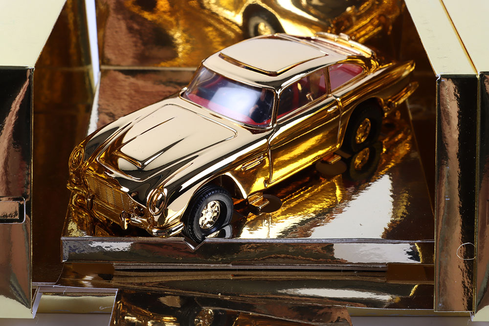 Corgi James Bond Aston Martin DB5 ‘Goldfinger’ gold plated model, with gold Ingot Golden Opportunit - Image 5 of 6