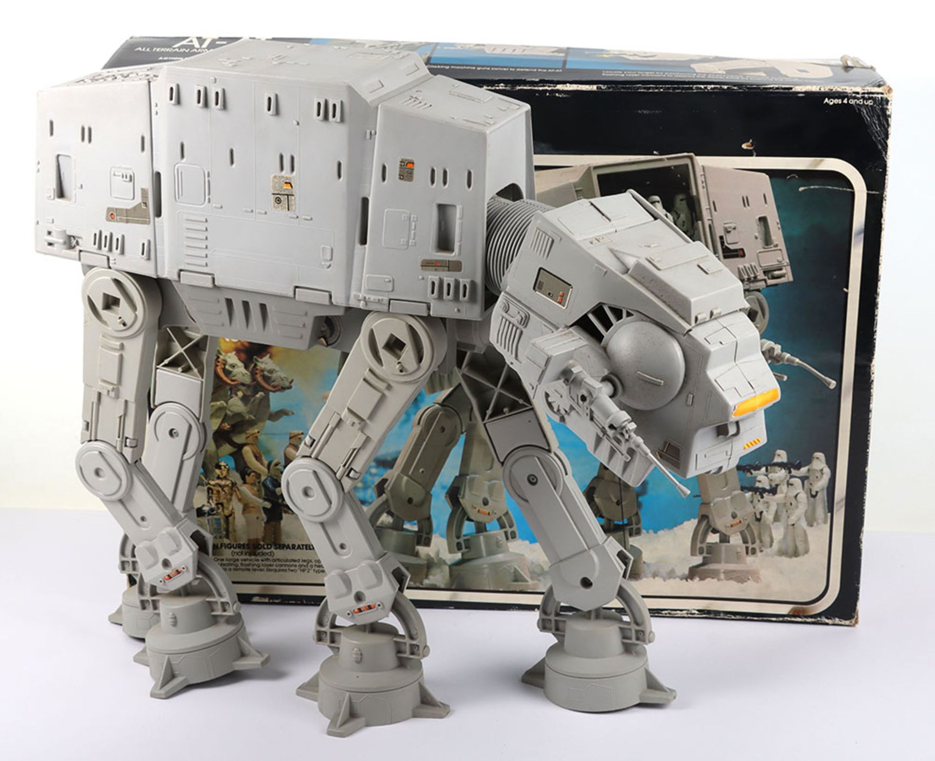 Palitoy Vintage Boxed Star Wars ‘The Empire Strikes Back’ AT-AT All Terrain Armoured Transport - Image 2 of 10