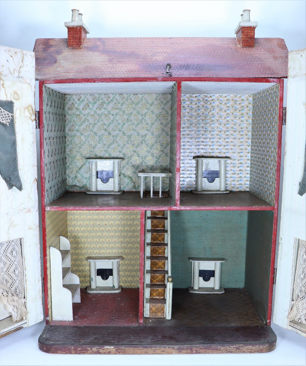 A G & J Lines No: 20 painted wooden dolls house, English 1909-10, - Image 2 of 3