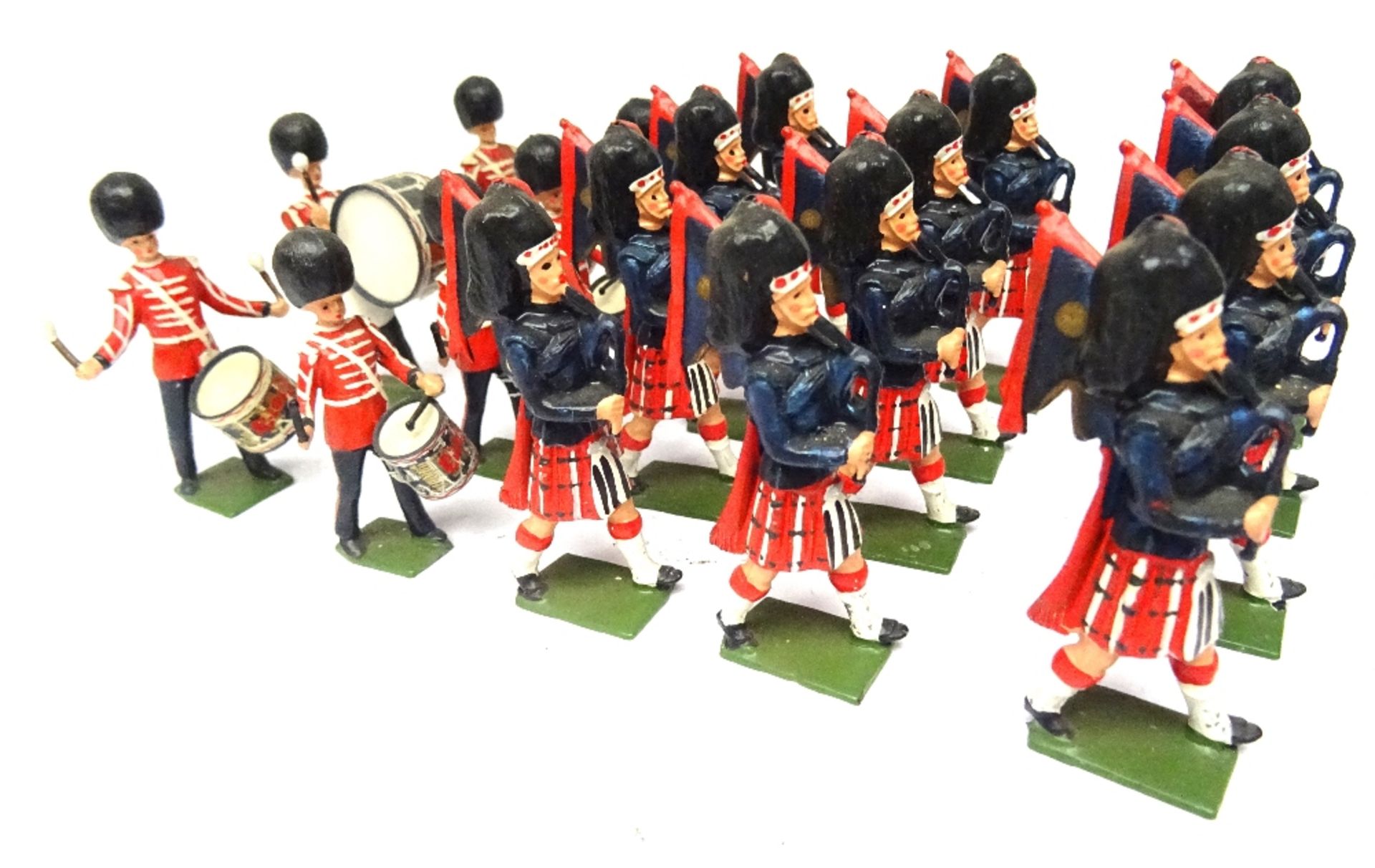Britains massed Drums and Pipes of the Scots and Irish Guards - Bild 11 aus 12