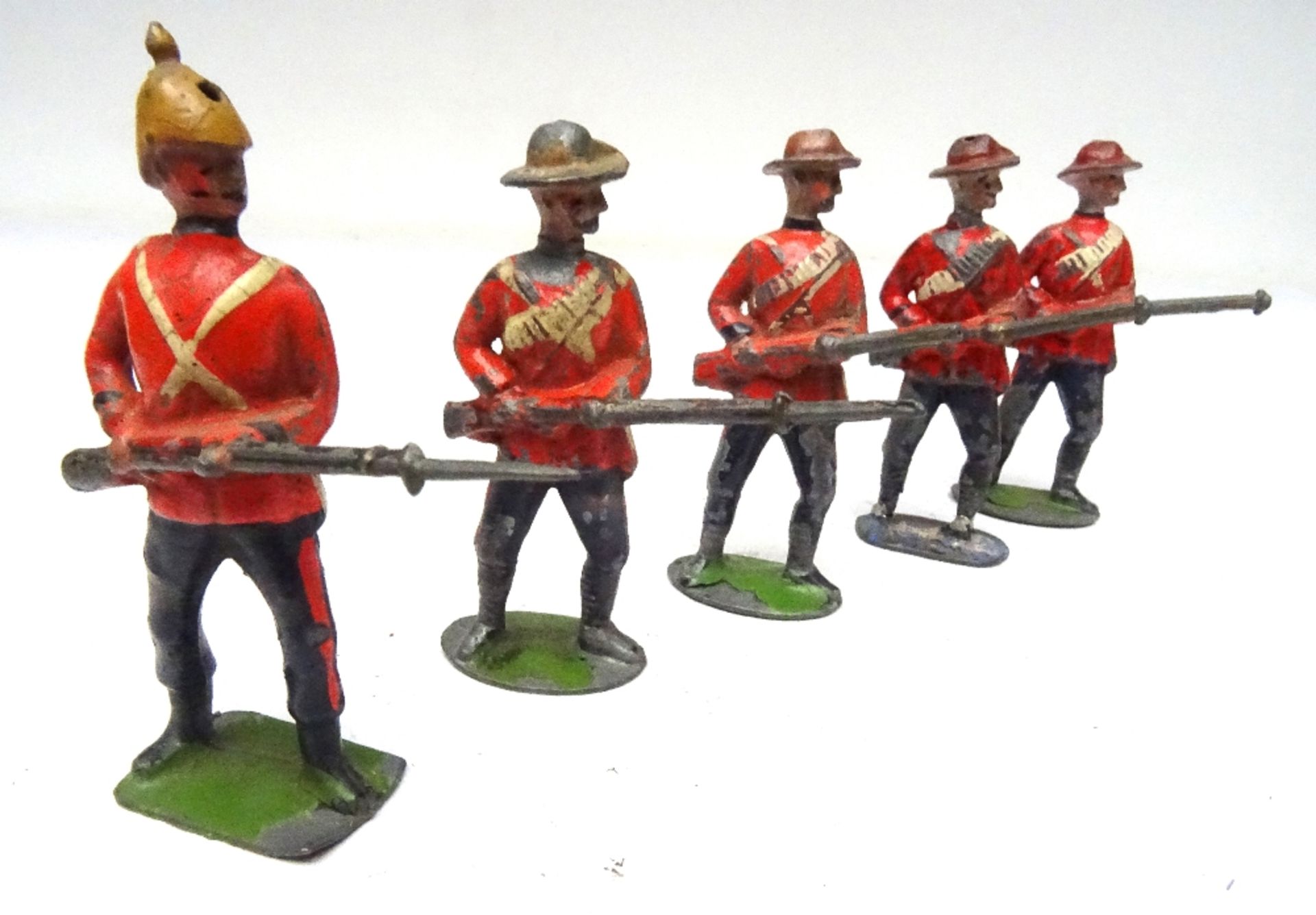 Britains EXTREMELY RARE counter pack soldiers on guard dated 1.6.1901 - Image 2 of 5