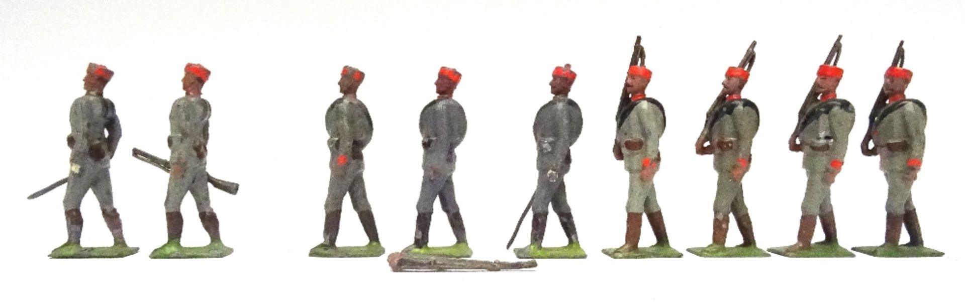 Britains from set 174 Montenegrin Infantry - Image 5 of 7