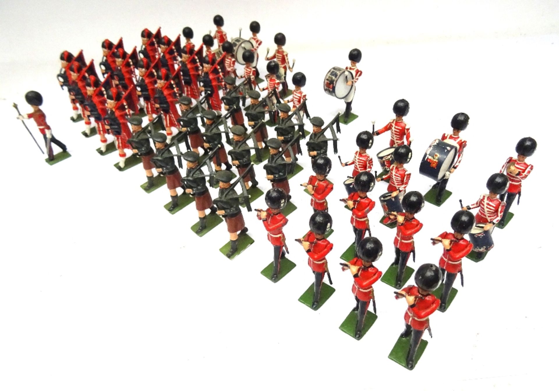 Britains massed Drums and Pipes of the Scots and Irish Guards - Bild 2 aus 12