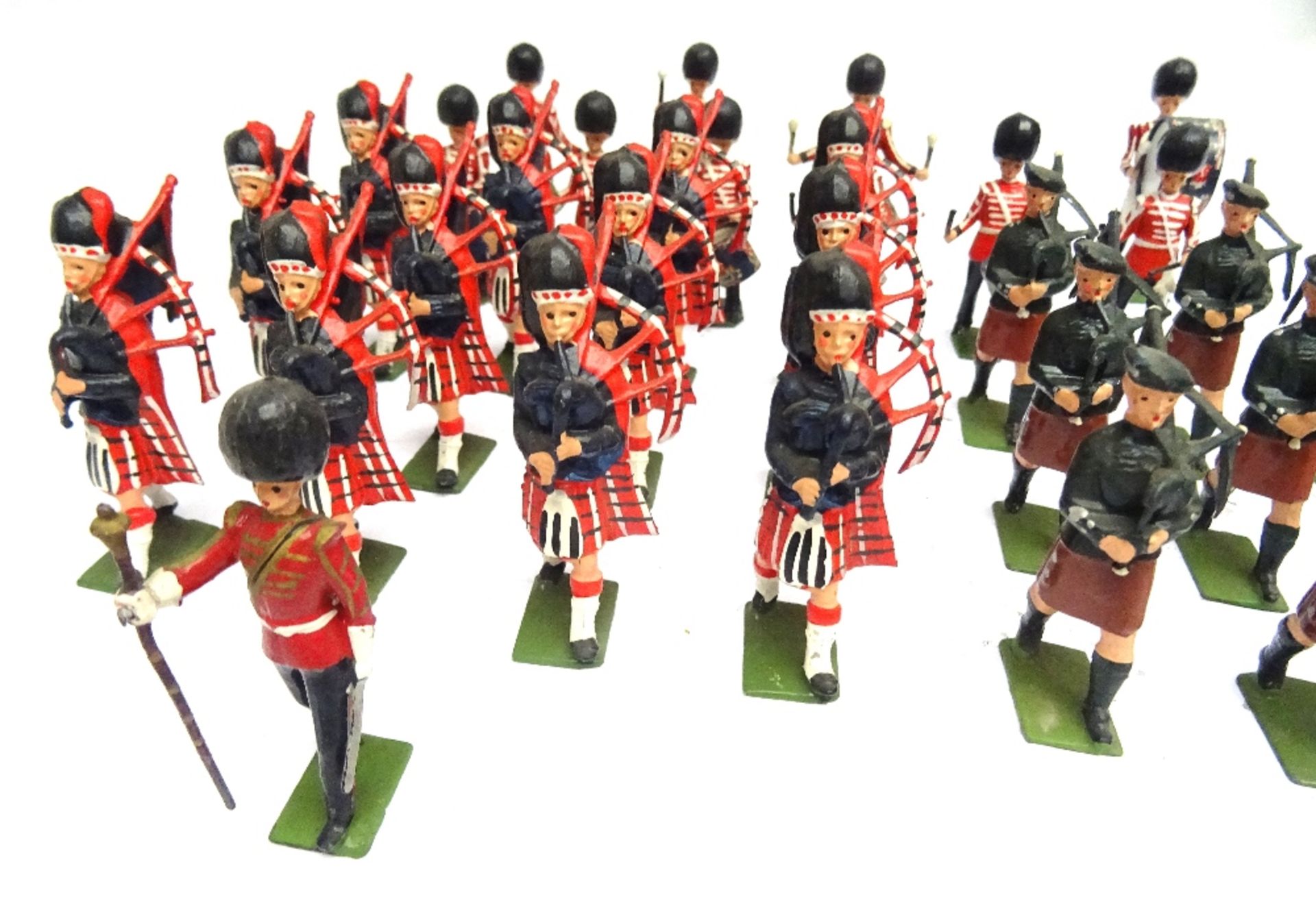 Britains massed Drums and Pipes of the Scots and Irish Guards - Bild 5 aus 12