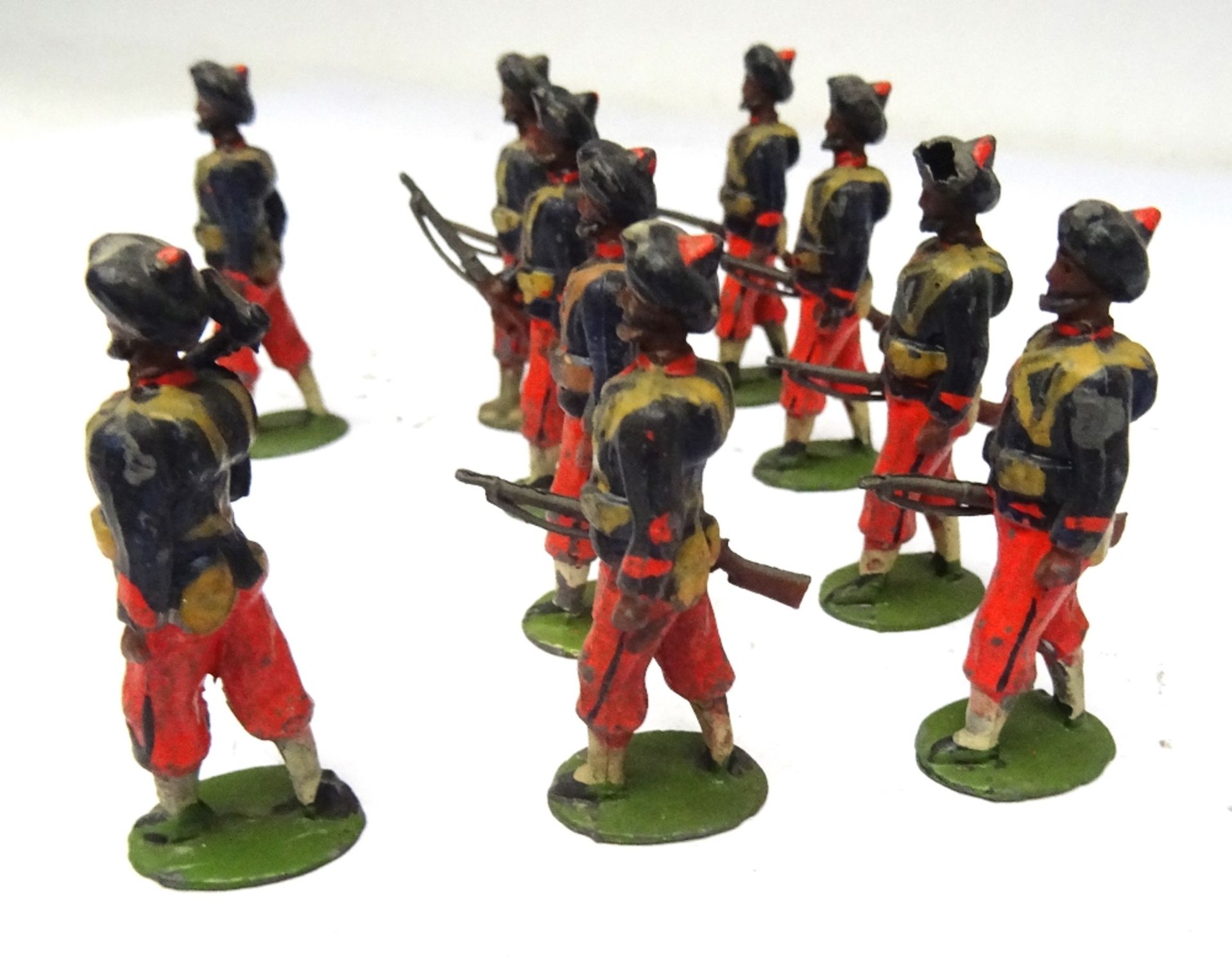 Britains set 68, 2nd Bombay Native Infantry - Image 2 of 6