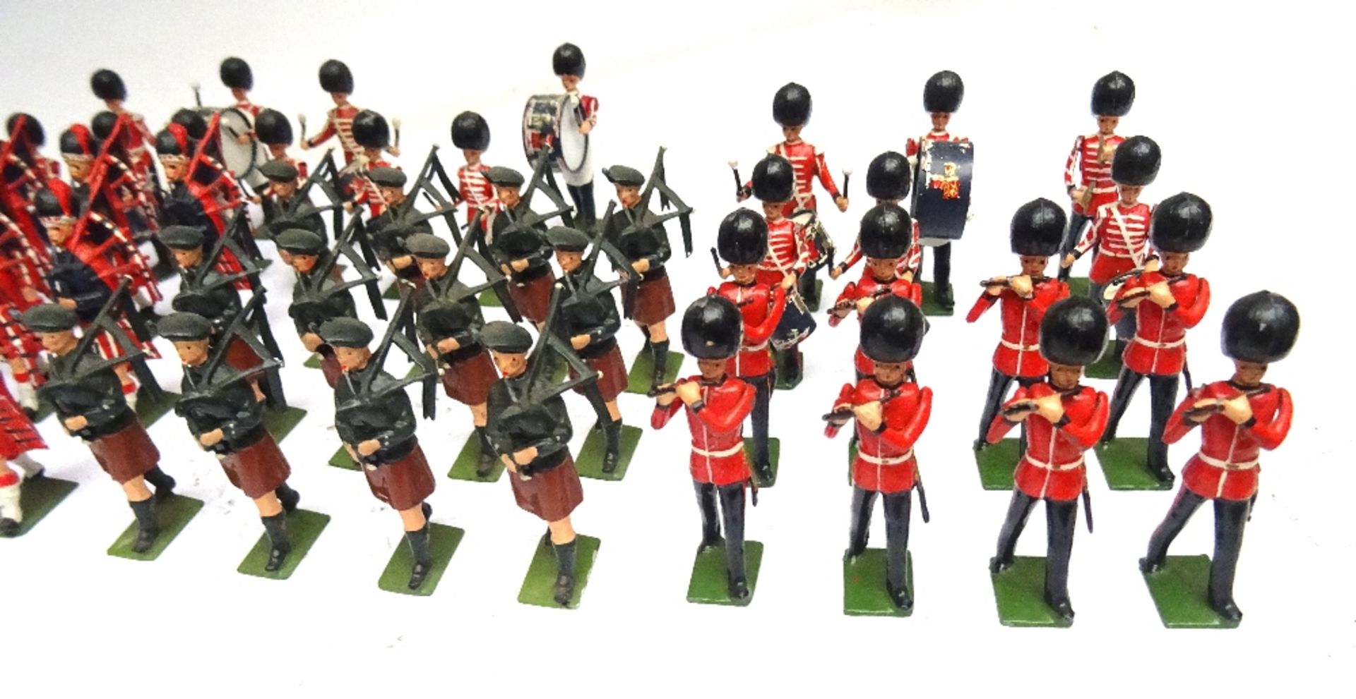 Britains massed Drums and Pipes of the Scots and Irish Guards - Bild 4 aus 12