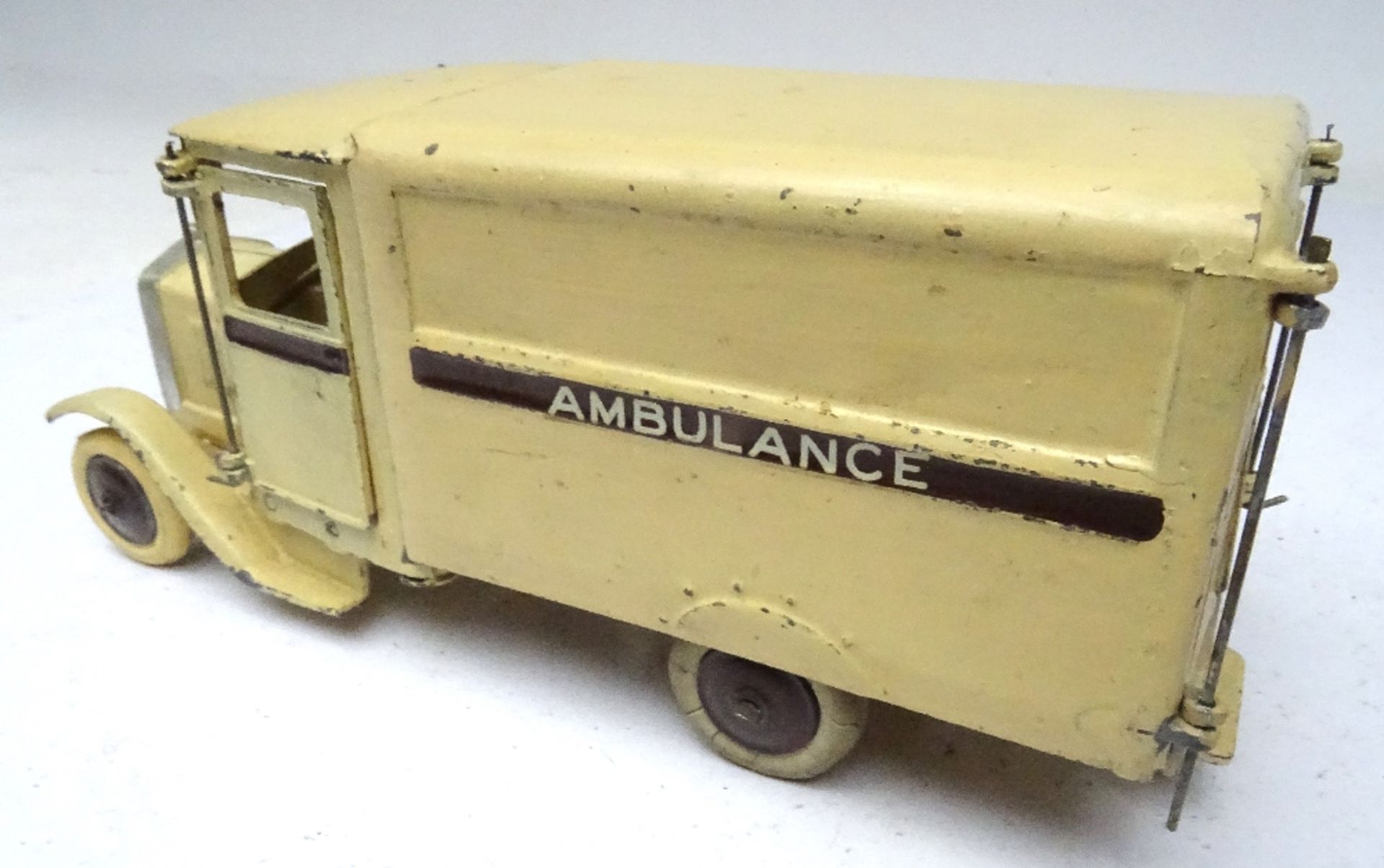 Britains RARE set 1514 Corporation type Ambulance - Image 4 of 8