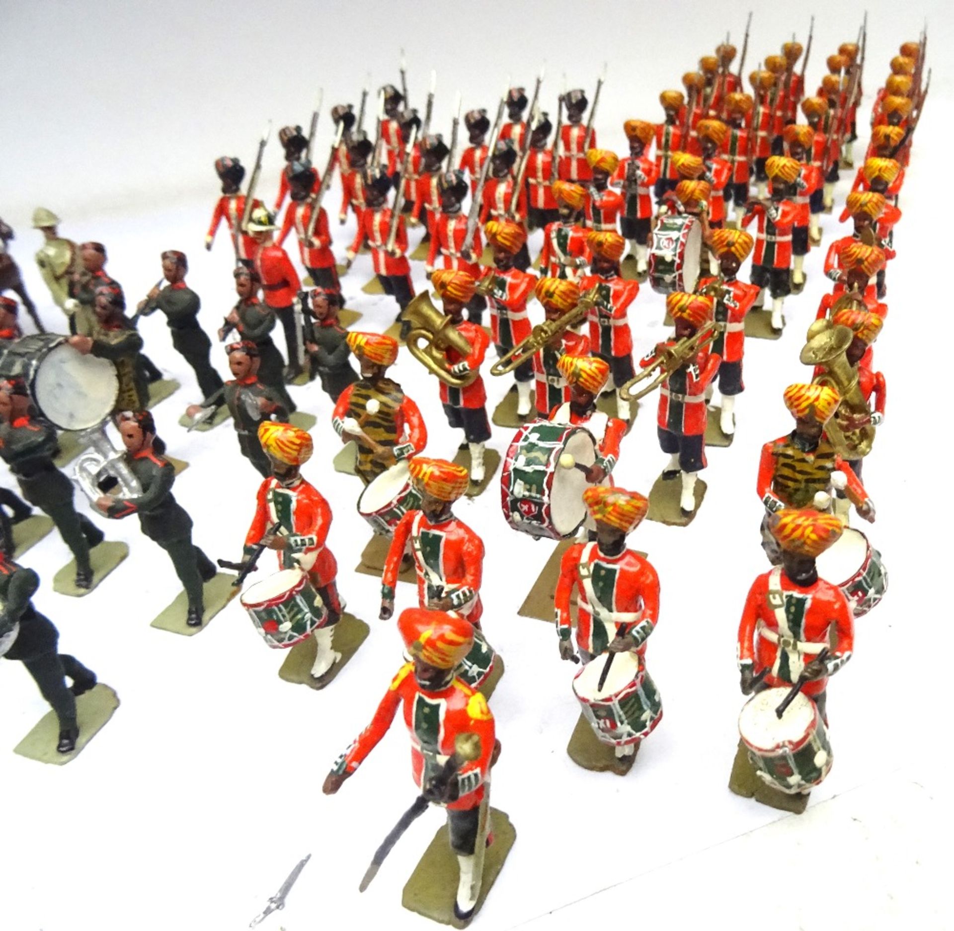 British Indian Army by John Ruddle: British Cavalry dismounted - Bild 6 aus 8