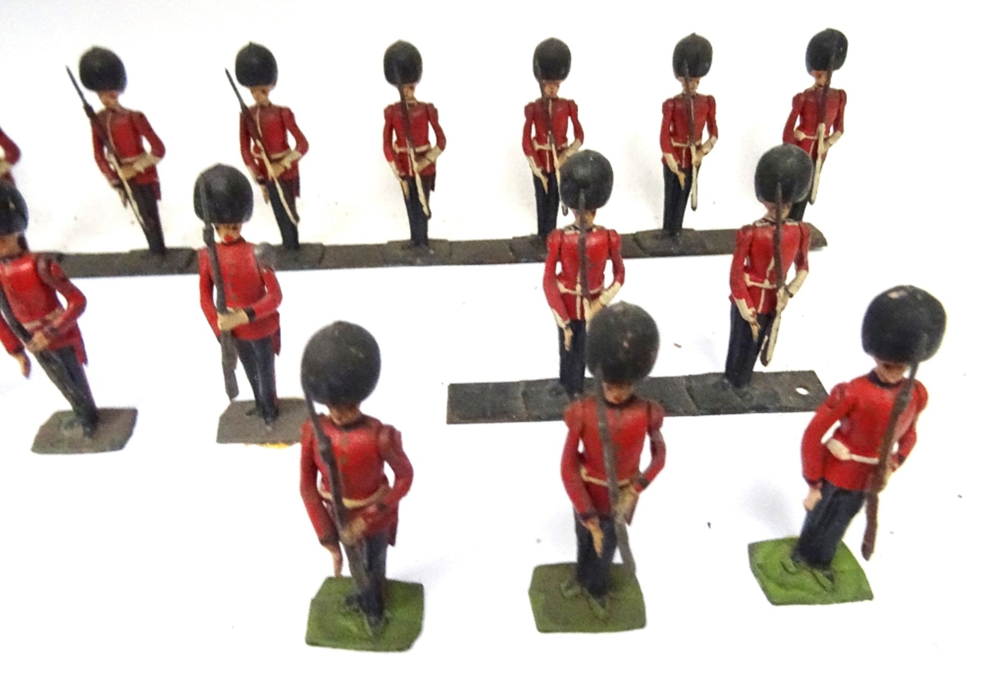Britains Foot Guards at present - Bild 5 aus 6